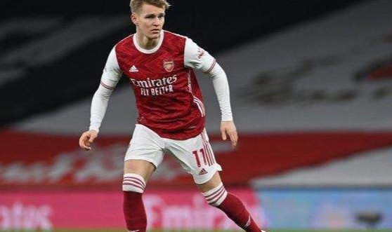  阿森纳中场大脑复苏，厄德高传射主导大胜富勒姆  