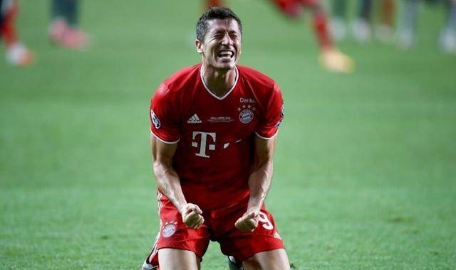  法甲半程最佳阵容，巴黎四将入围引争议  