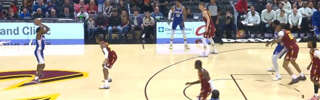  杜兰特关键封盖锁定季后赛席位  