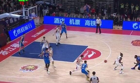  那不勒斯防线失误葬送好局惜败  